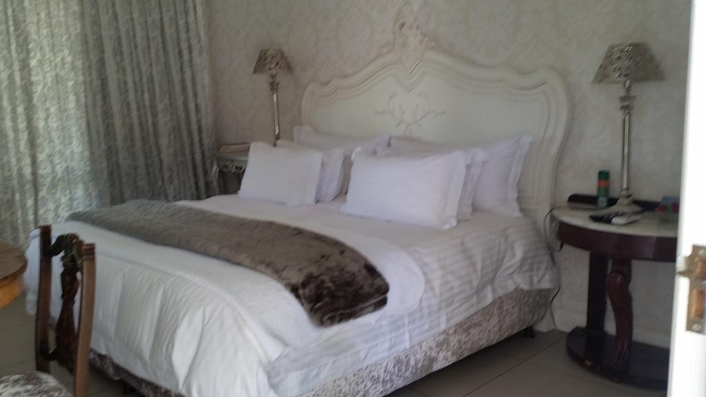 La Riviera Boutique Guesthouse & Spa Aliwal North Værelse billede