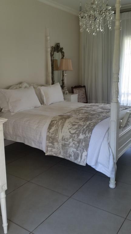 La Riviera Boutique Guesthouse & Spa Aliwal North Værelse billede